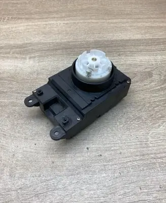 BMW 5 E60 E61 Head unit multimedia control 6944884
