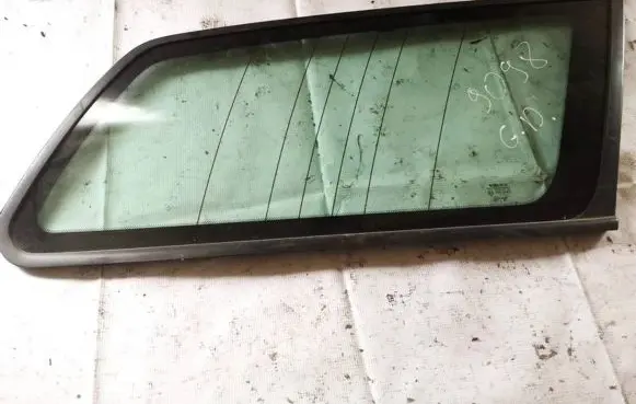 Volvo V50 Rear side window as2