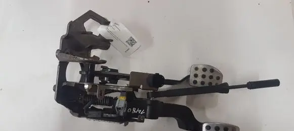 Citroen DS3 Pedal assembly 9683756680 0043149