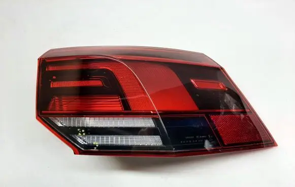 Volkswagen Golf VIII Rear/tail lights 5H0945096C