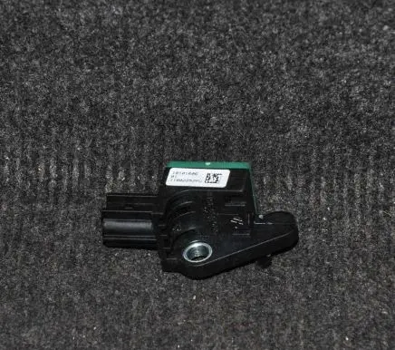Volkswagen PASSAT B6 Airbag deployment crash/impact sensor 5N0959351B
