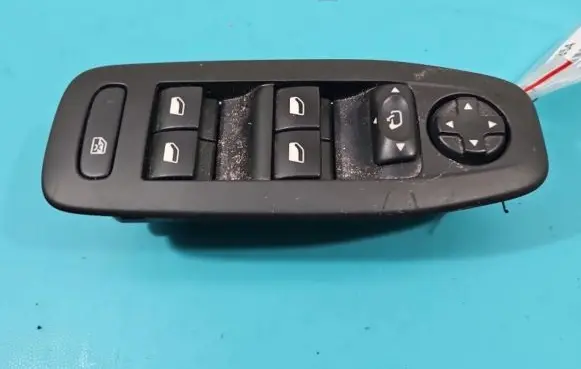 Peugeot 2008 I Electric window control switch 96749624ZD IMPRK1381854