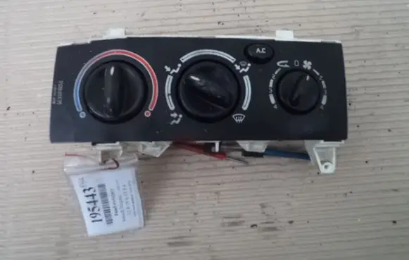 Renault Megane I Climate control unit