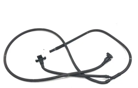 Windshield washer spray nozzle