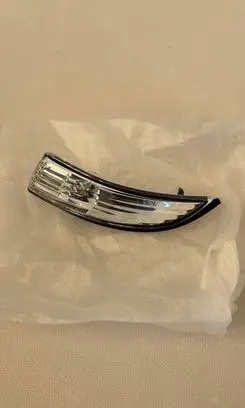 Ford Fiesta Front indicator light 8A6113B381AF