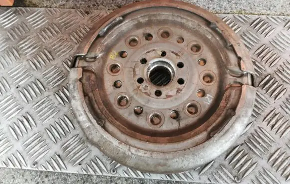 Volkswagen Bora Flywheel 03G105264