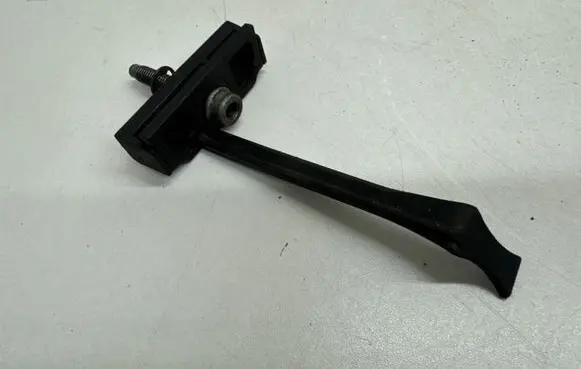Audi A4 S4 B7 8E 8H Battery bracket 8E0803123A