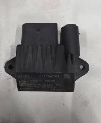 Mercedes-Benz E W211 Glow plug pre-heat relay 0522140709 16348007061 E2110021048