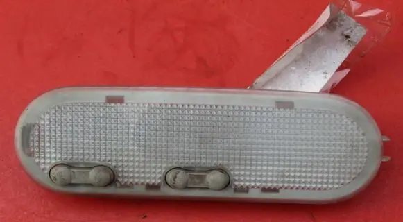 Dacia Sandero Boot/trunk interior light 8200073231
