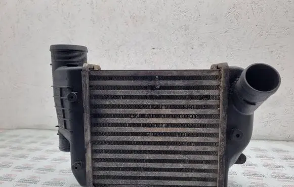 Audi A6 S6 C6 4F Intercooler radiator 4F0145806E