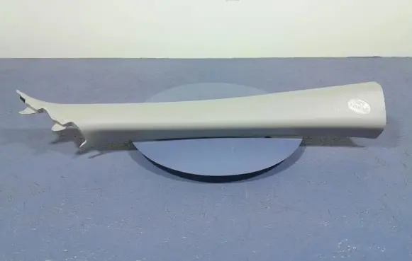 Toyota Camry VIII XV70 Other sill/pillar trim element 62210-33220