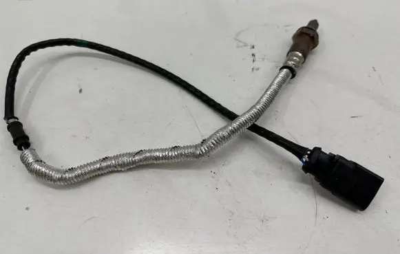 Audi A3 8Y Lambda probe sensor 06K906262DM