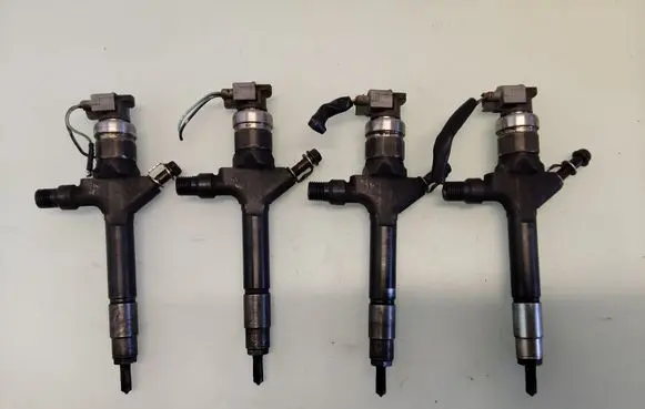 Mazda 6 Fuel injectors set RF7J13H50