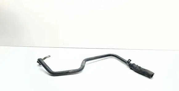 Volkswagen PASSAT B5.5 Engine coolant pipe/hose