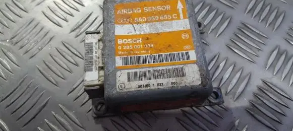Audi A4 S4 B5 8D Airbag control unit/module 8a0959655c 0285001038