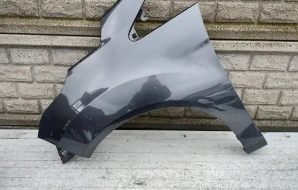 Ford B-MAX Fender