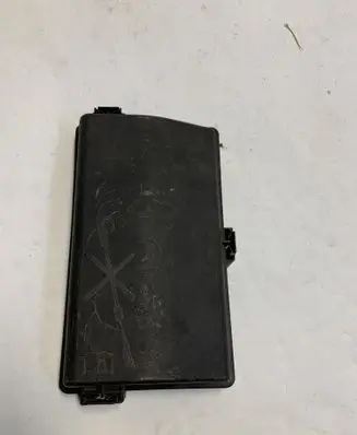 Opel Insignia A Fuse box cover 13222784 544949969