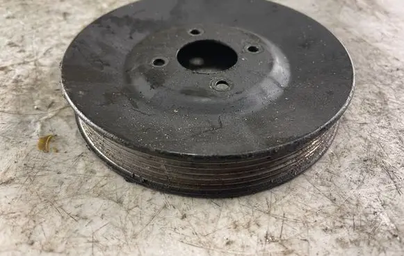 Mercedes-Benz E W210 Water pump pulley 