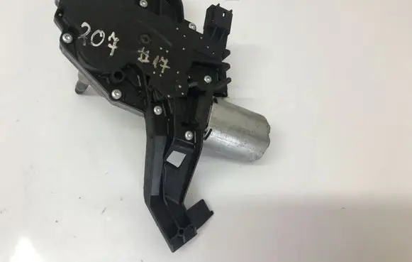 Peugeot 207 Rear window wiper motor 0390201813 9652418780