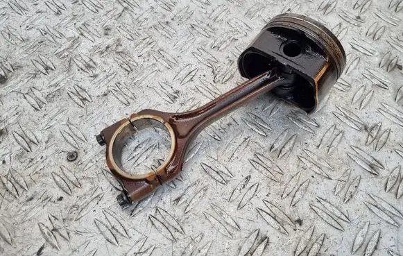 Dodge Caliber Piston with connecting rod BBBB8B