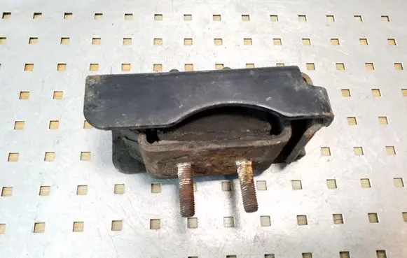 Iveco Daily 35 - 40.10 Engine mount bracket 504046292EB