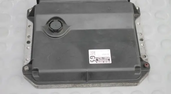 Toyota RAV 4 (XA30) Engine control unit/module 150KM