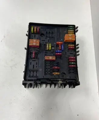Volkswagen Touran I Fuse module 1K0937809J 1K0937808 1K0937800E