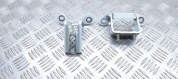Rear door hinge set