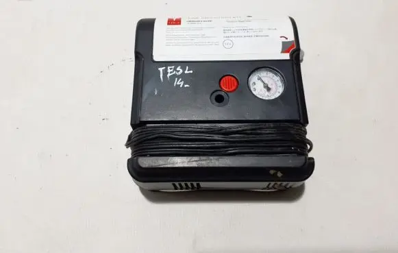 Tesla Model S Tire air pump compressor 6005923