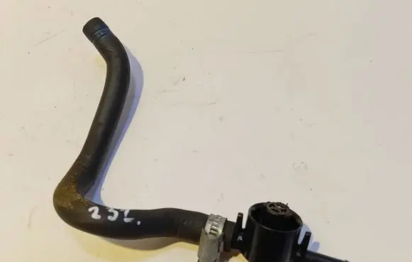 Audi A4 S4 B5 8D Fuel return line/hose 