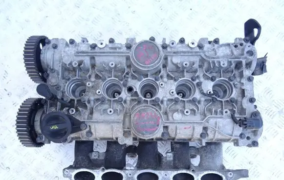 Volvo C70 Engine head 8642289006 B5244S