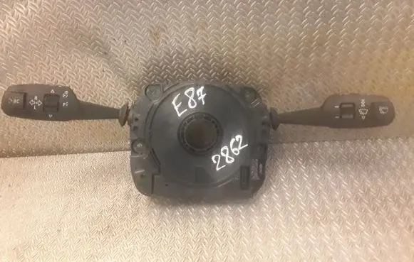 BMW 1 E81 E87 Wiper speed switch 9123030