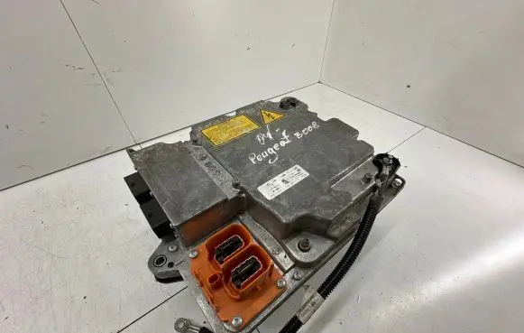 Peugeot 3008 I Other control units/modules 0437508122 2F03020000036 9678825780-01