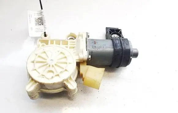 BMW 5 E60 E61 Front door window regulator motor 6981142 997748100