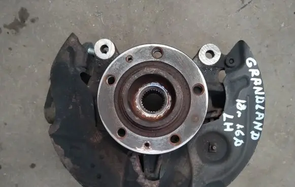 Opel Grandland X Front wheel hub