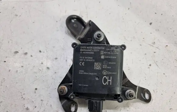 Toyota C-HR I Blind spot module 88162F4010 10R047527 202LSC077
