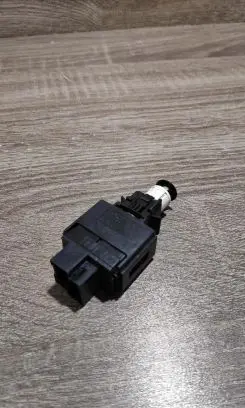 Volvo S40, V40 Brake pedal sensor switch 9128577