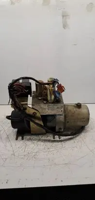 Renault Megane I Power steering pump 7700848827