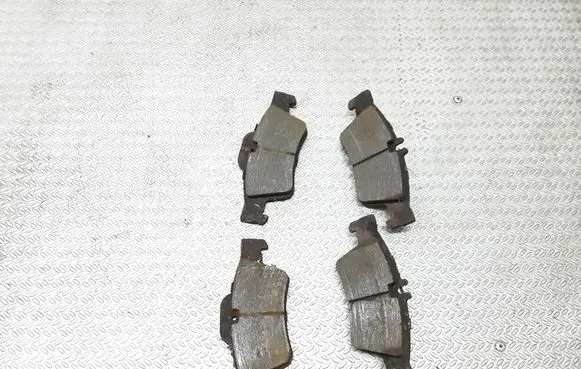 Mercedes-Benz E W210 Brake pads (rear) 