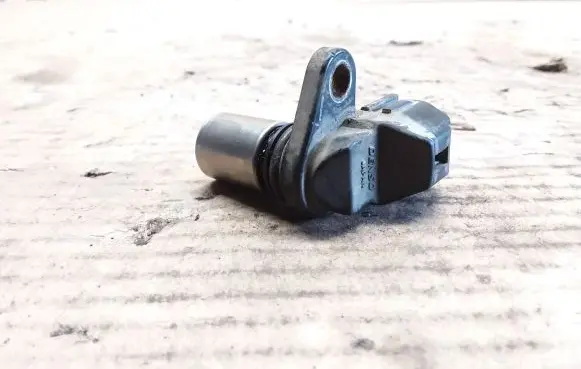 Toyota Avensis T250 Camshaft position sensor 9091905029