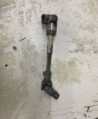 Toyota Avensis T250 Steering column universal joint 