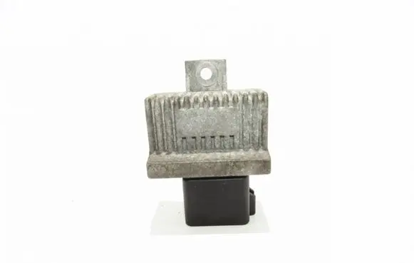 Glow plug pre-heat relay