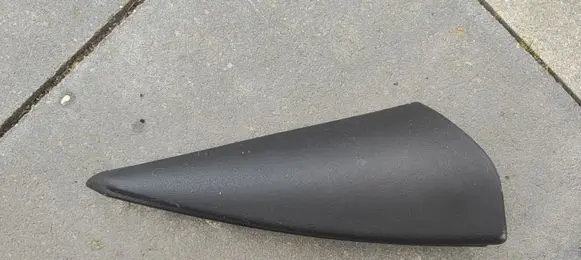 Citroen C3 Picasso Front door wind deflector 9681893077