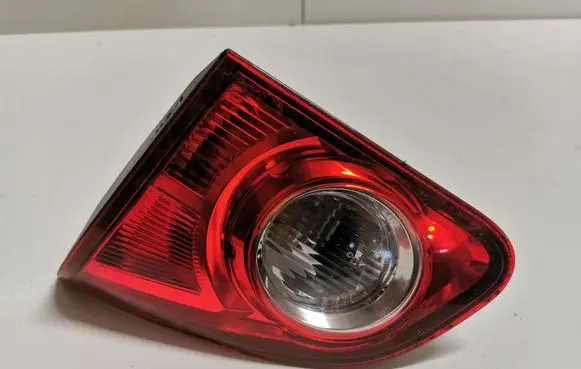 Nissan Qashqai Tailgate rear/tail lights 89071064