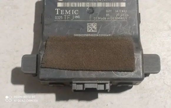 Volkswagen Golf V Gateway control module 1K0907530C 1K0907951