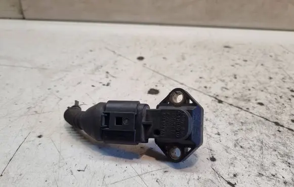 Volkswagen Golf IV Air pressure sensor 0281002177 038906051 34698
