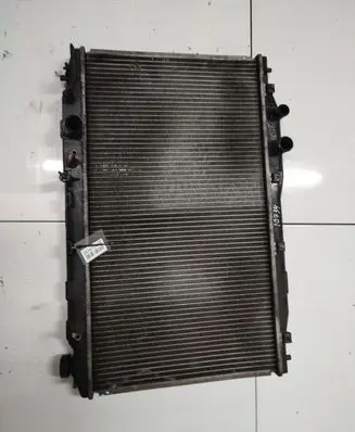 Coolant radiator