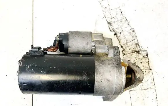Mercedes-Benz C AMG W204 Starter motor A6519062300