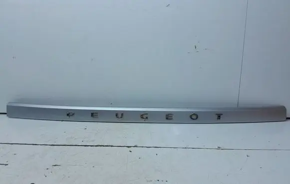 Peugeot 1007 Other trunk/boot trim element
