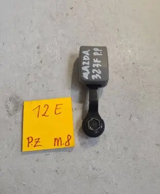 Mazda 323 F Front seatbelt buckle 2848278